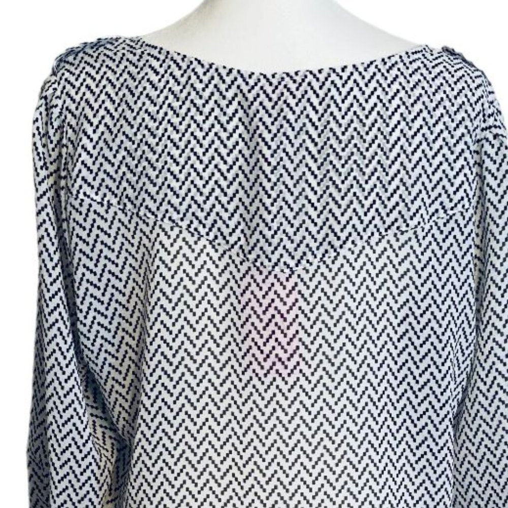 🌴 Candie’s Top/Blouse - Size Large - Picture 9 of 9
